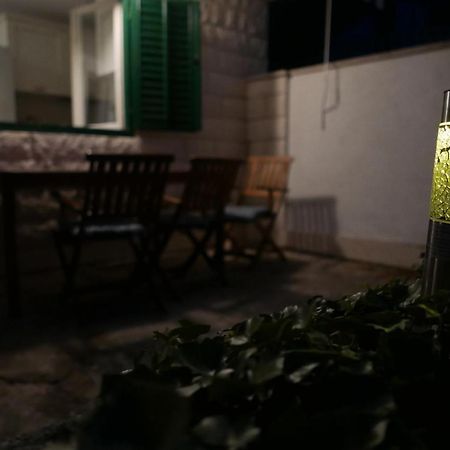 Vacation House "Pave" Povlja  Εξωτερικό φωτογραφία