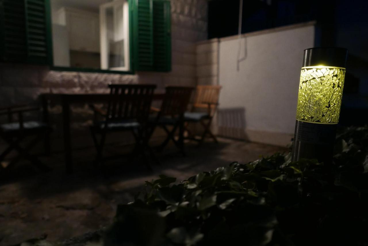 Vacation House "Pave" Povlja  Εξωτερικό φωτογραφία