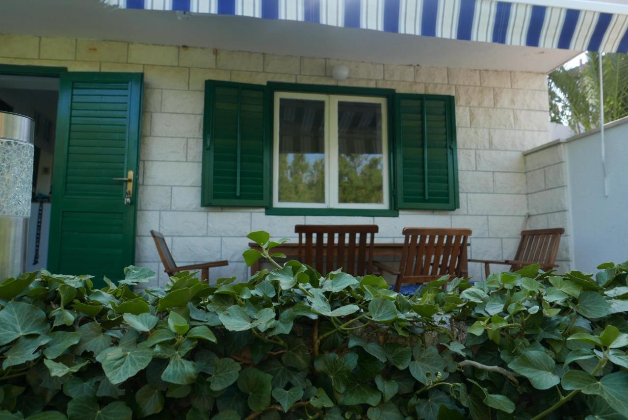 Vacation House "Pave" Povlja  Εξωτερικό φωτογραφία