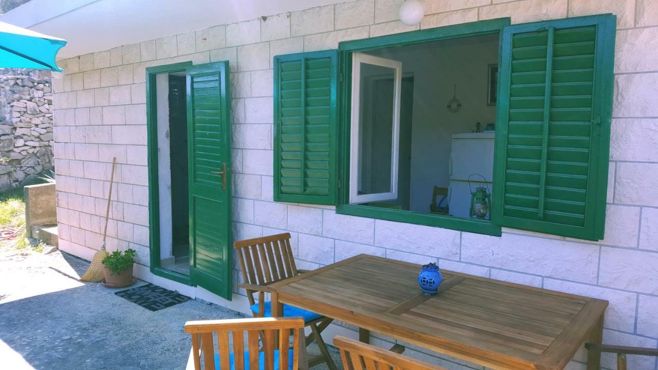 Vacation House "Pave" Povlja  Εξωτερικό φωτογραφία