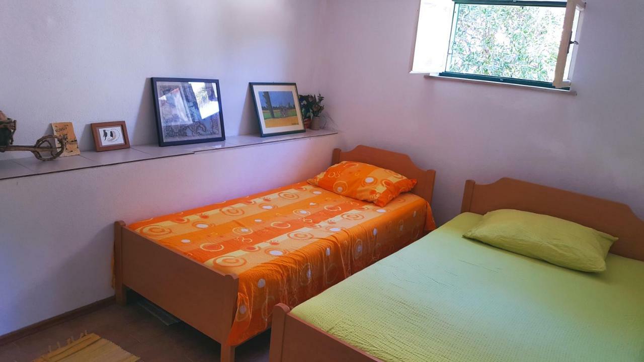 Vacation House "Pave" Povlja  Εξωτερικό φωτογραφία